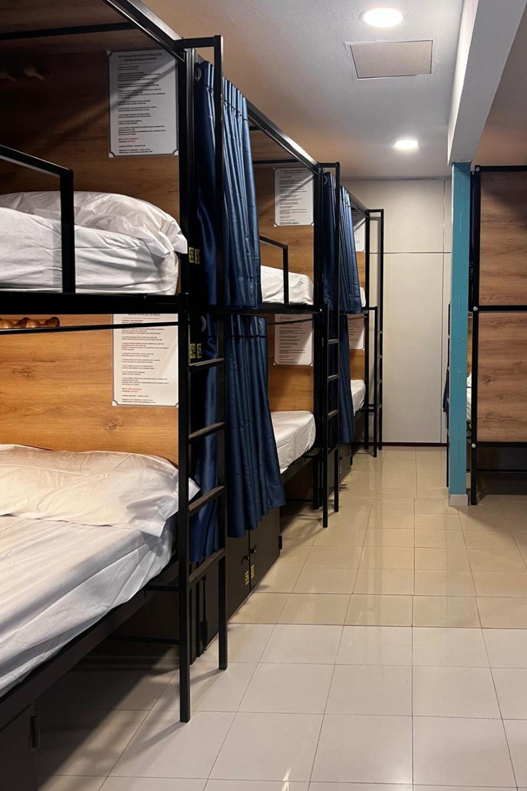 Hostel Estrella 20 Madrid Exteriér fotografie